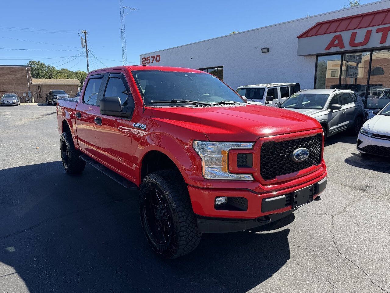 Used 2019 Ford F150 XL w/ Equipment Group 101A Mid AWD/4WD image 3