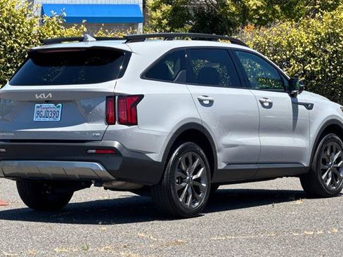 Used 2023 Kia Sorento SX Prestige AWD/4WD image 3