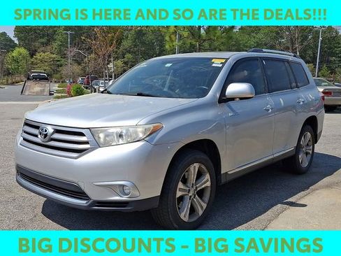 Used 2012 Toyota Highlander Limited w/ Tow Pkg image 4