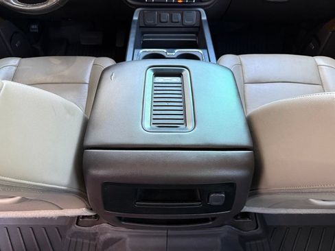 Used 2018 Chevrolet Silverado 1500 LTZ w/ Sport Package AWD/4WD image 33