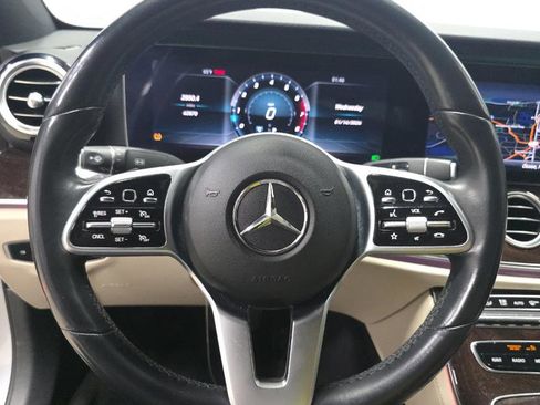 Used 2019 Mercedes-Benz E 300 w/ Premium 1 Package image 10