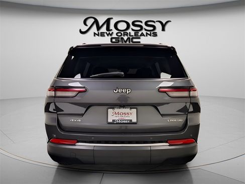 Used 2023 Jeep Grand Cherokee L Laredo image 6