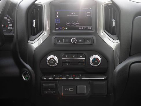 Used 2024 GMC Sierra 1500 Pro w/ Graphite Edition AWD/4WD image 18