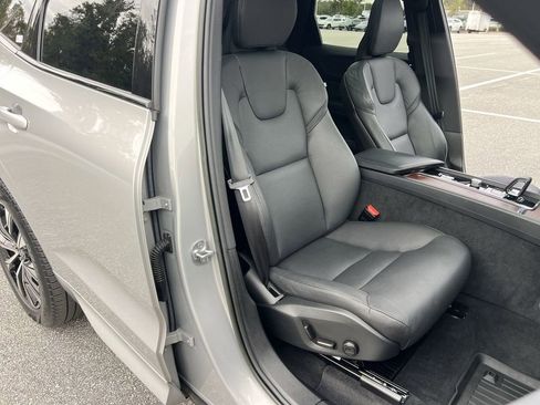 Used 2023 Volvo XC60 B5 Plus w/ Protection Package image 26