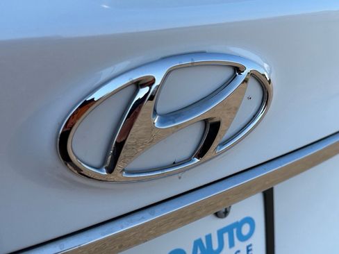 Used 2019 Hyundai Santa Fe SEL w/ Cargo Package AWD/4WD image 41