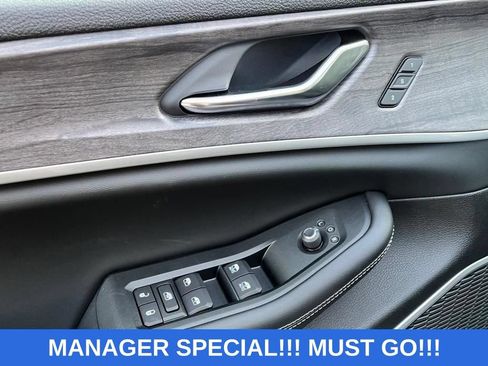 New 2024 Jeep Grand Cherokee Limited 4xe AWD/4WD image 10