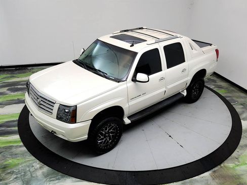 Used 2003 Cadillac Escalade EXT AWD/4WD image 29