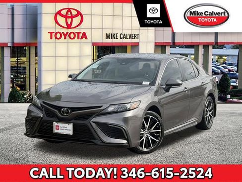 Certified 2023 Toyota Camry SE FWD image 1