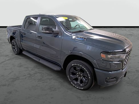 Used 2025 RAM 1500 Big Horn AWD/4WD image 5