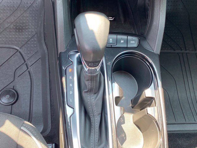 Used 2024 Chevrolet TrailBlazer LT w/ Convenience Package AWD/4WD image 17