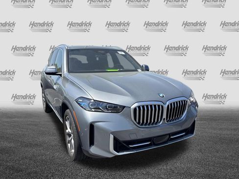 Used 2026 BMW X5 xDrive40i image 3