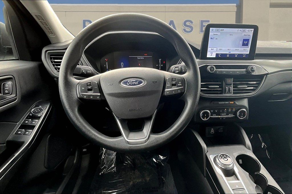 Used 2025 Ford Escape Active FWD image 10