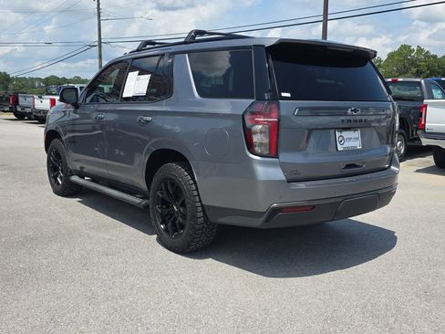 Used 2022 Chevrolet Tahoe Z71 w/ Luxury Package AWD/4WD image 9