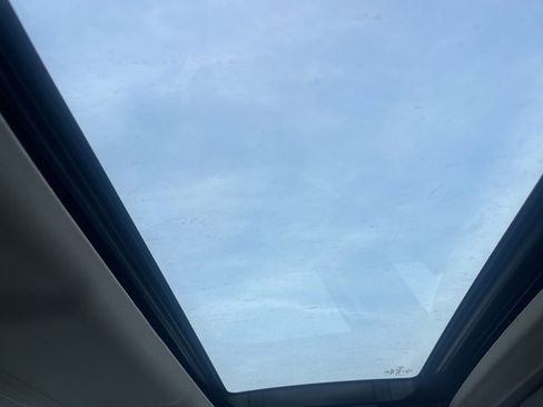 Used 2020 Honda Civic EX image 21