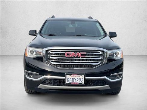 Used 2018 GMC Acadia SLT image 2
