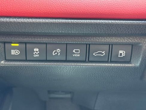 Used 2025 Toyota Camry XSE w/ Premium Plus Package image 34