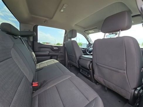 Used 2023 Chevrolet Silverado 1500 Custom Trail Boss AWD/4WD image 27