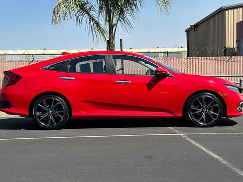 Certified 2020 Honda Civic Touring image 2