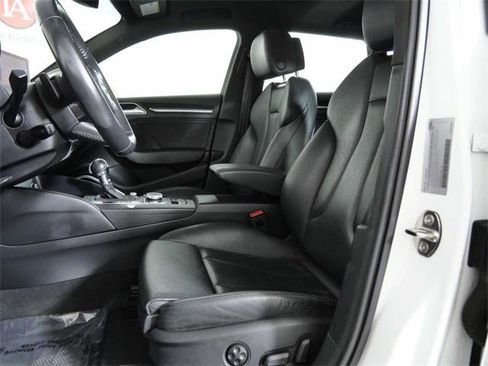 Used 2018 Audi A3 e-tron Premium Plus w/ Technology Package image 17