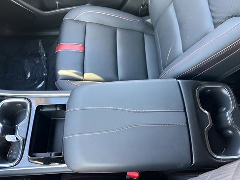 Used 2024 Chevrolet Traverse RS w/ LPO, Floor Liner Package image 15