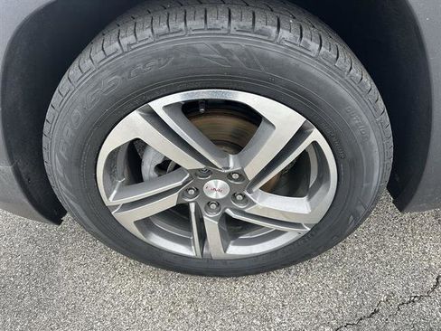 Certified 2021 GMC Terrain SLT FWD image 17