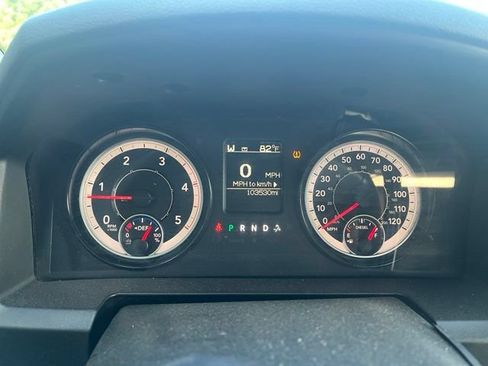 Used 2018 RAM 2500 Tradesman w/ Chrome Appearance Group AWD/4WD image 18