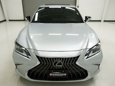 Used 2023 Lexus ES 350 w/ Accessory Package (Z2) FWD image 2