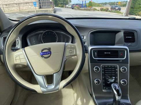 Used 2016 Volvo S60 T5 Premier AWD/4WD image 23