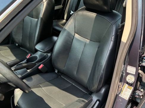 Used 2014 Nissan Sentra SL w/ Premium Package FWD image 18