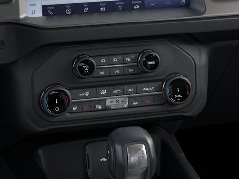 New 2025 Ford Bronco Outer Banks AWD/4WD image 16