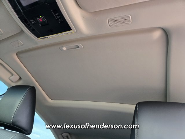 Used 2024 Lexus ES 350 w/ Premium Package FWD image 12