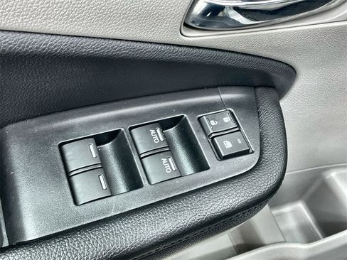 Used 2021 Honda Pilot Special Edition image 12