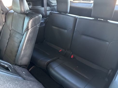 Used 2023 Mitsubishi Outlander SE image 12