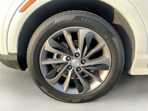 Used 2021 Buick Encore GX Select w/ Sport Touring Package image 29