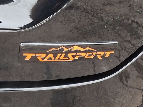 Certified 2025 Honda Pilot TrailSport image 32