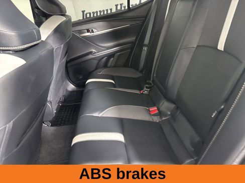 Used 2025 Toyota Camry SE image 19