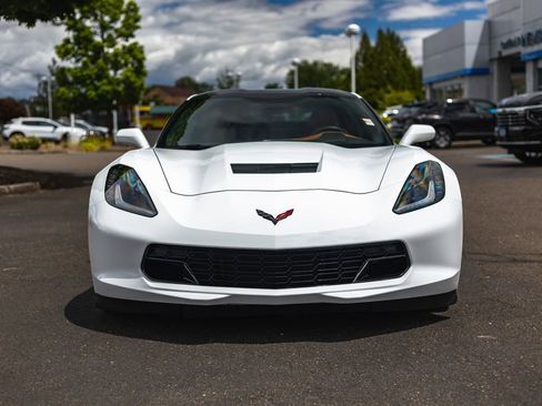Used 2015 Chevrolet Corvette Stingray Coupe w/ 3LT Preferred Equipment Group RWD image 5