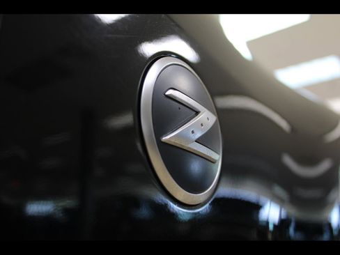 Used 2004 Nissan 350Z Touring image 6