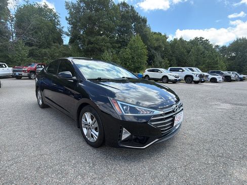Used 2020 Hyundai Elantra SEL w/ Cargo Package (C1) FWD image 7
