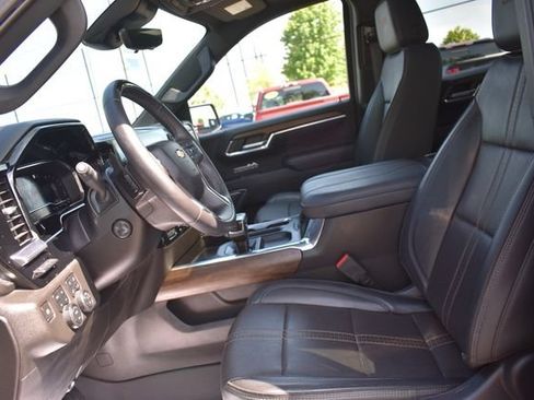 Certified 2023 Chevrolet Silverado 1500 High Country AWD/4WD image 29