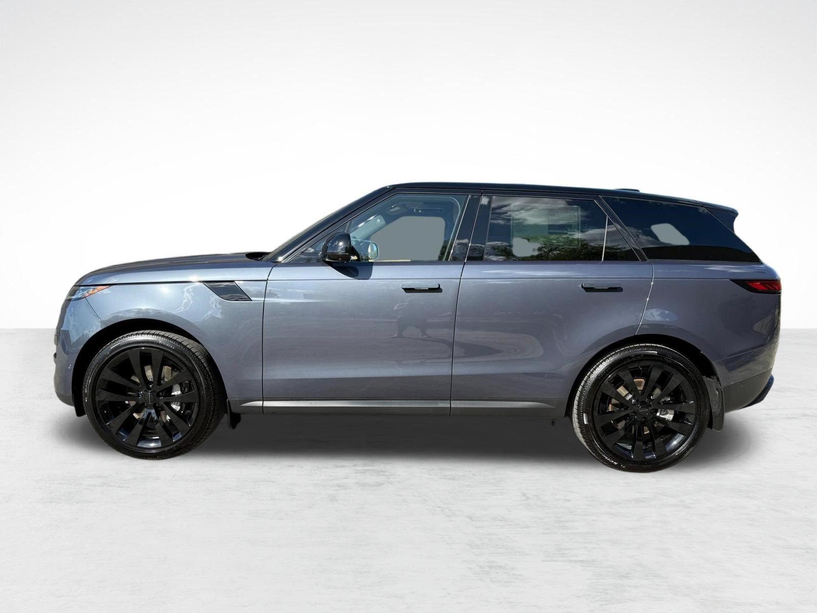 New 2026 Land Rover Range Rover Sport SE AWD/4WD image 2