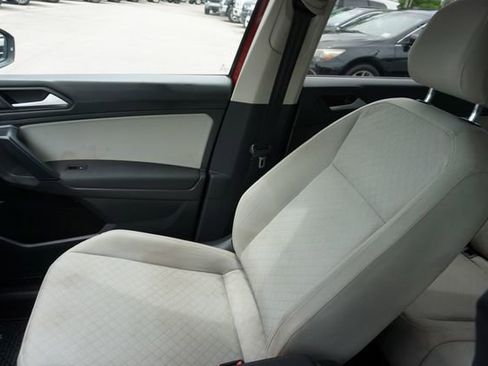 Used 2019 Volkswagen Tiguan S FWD image 24