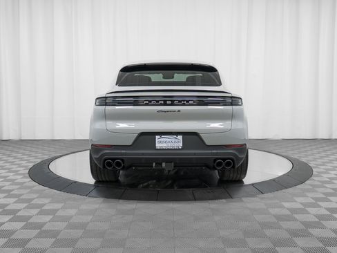 New 2026 Porsche Cayenne S image 6