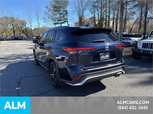 Used 2021 Toyota Highlander XSE image 6