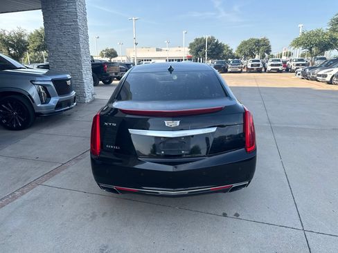 Used 2016 Cadillac XTS Luxury w/ Driver Awareness Package FWD image 4