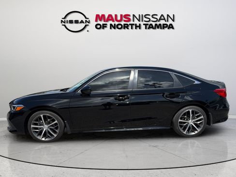 Used 2024 Honda Civic Touring image 4