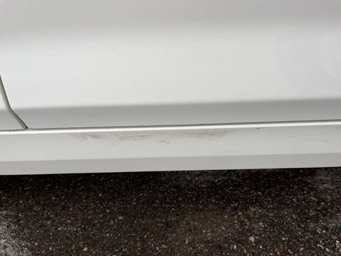 Used 2018 BMW 530e RWD image 15