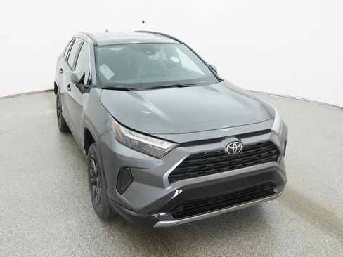New 2025 Toyota RAV4 SE image 14