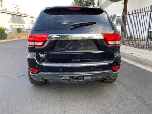 Used 2013 Jeep Grand Cherokee Overland w/ Advance Technology Group image 4