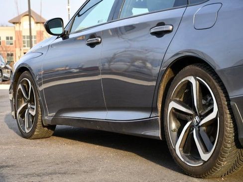 Used 2020 Honda Accord Sport image 9